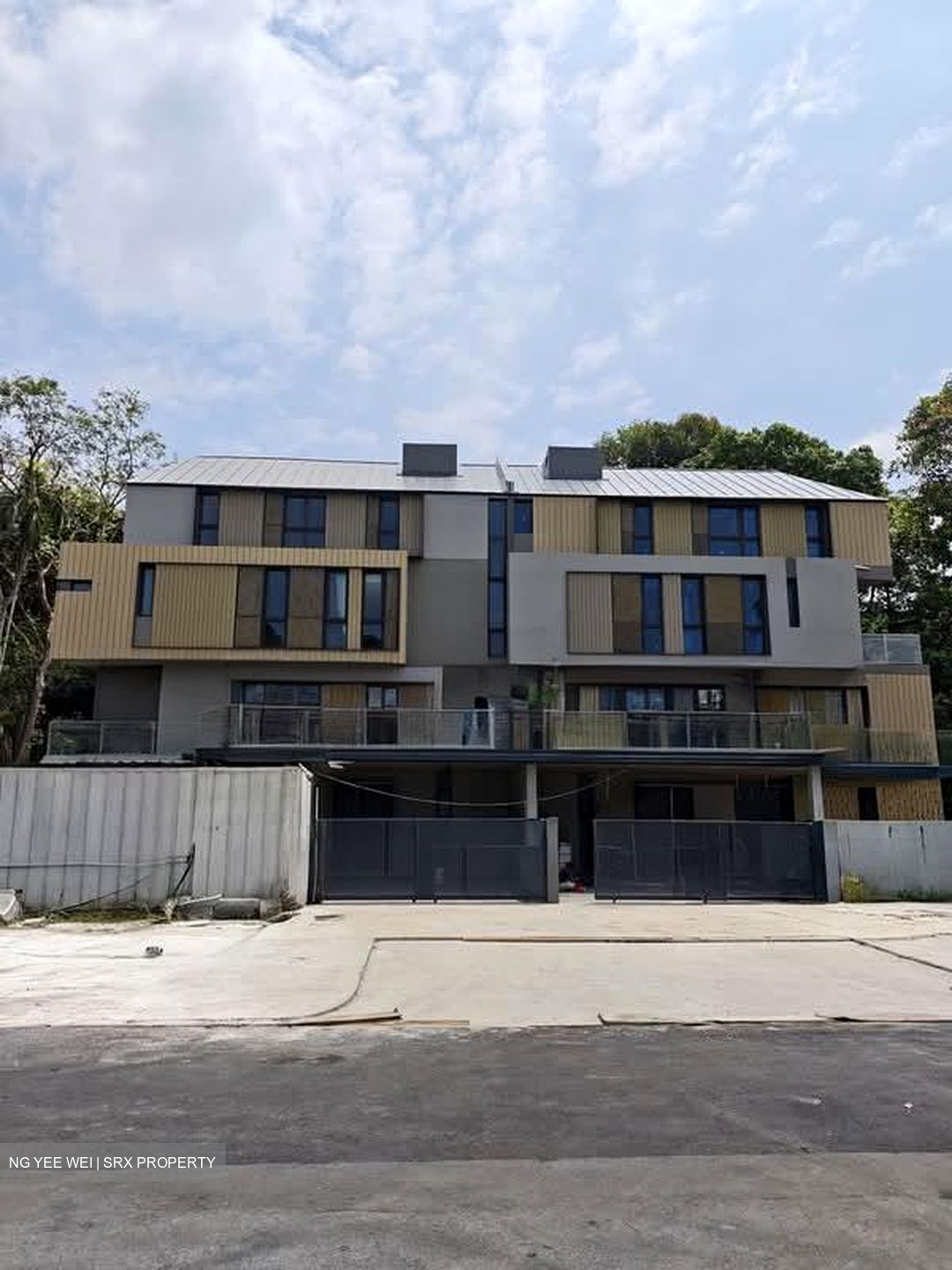 Greenbank Park (D21), Semi-Detached #545947101